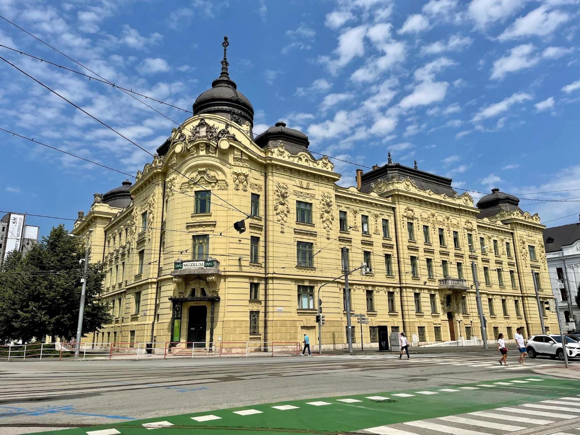 Central Apartment New Studio Kosice Exterior photo